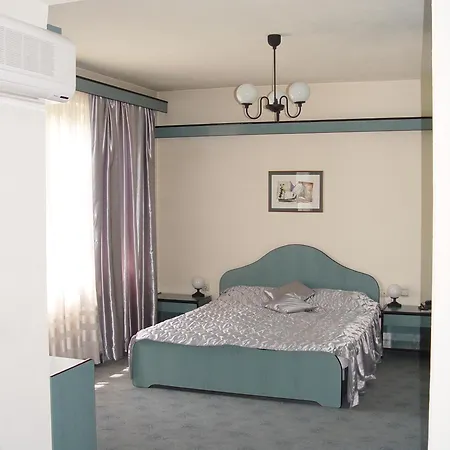Hotel Family 3*
