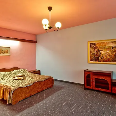 Family Hotel Gabrovo